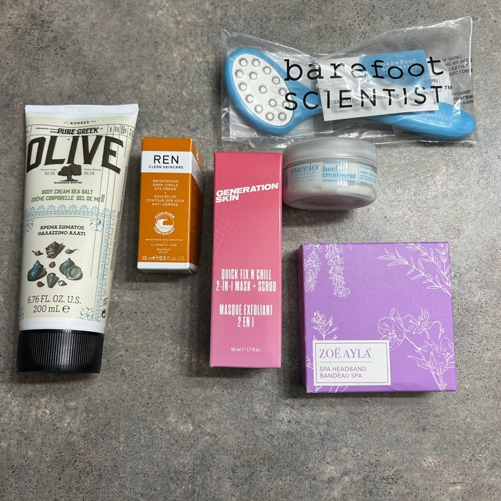 Fab Fit Fun beauty/self care collection